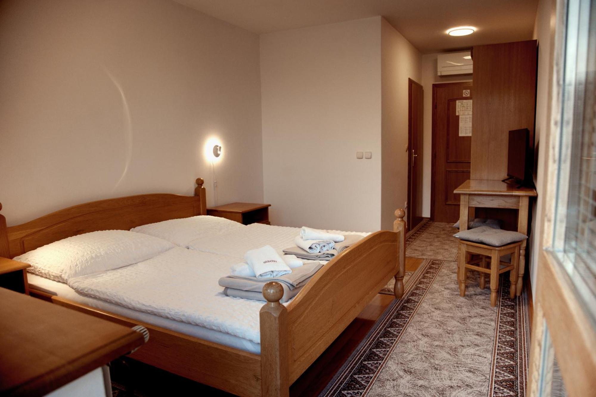 Rooms And Apartments Panker Моравске-Топлице Екстериор снимка